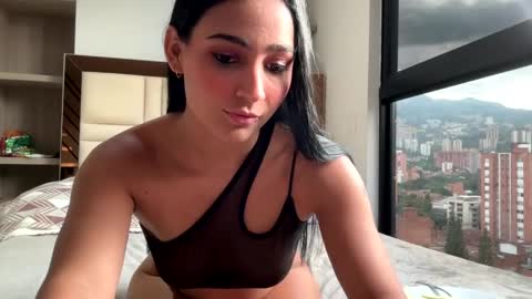 Ashly Rouxx online show from April 30, 2026, 9:52 pm