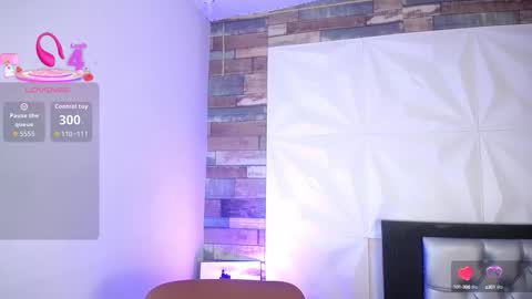 Ashly  online show from September 10, 2025, 3:50 am
