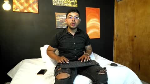 ashwin_koch online show from March 4, 2026, 11:33 pm