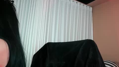 PAO   online show from June 17, 2026, 3:53 am