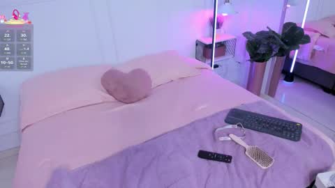 MyaFontaine online show from January 15, 2026, 3:33 am