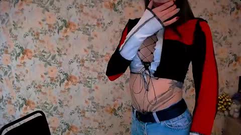 asia_n_ online show from February 10, 2025, 10:53 am