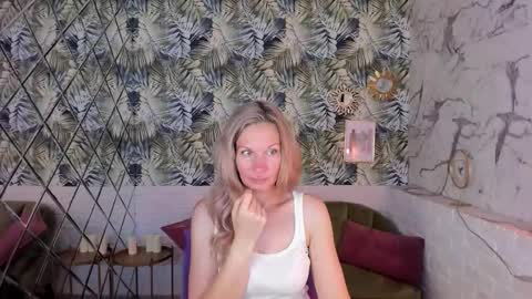 Asia online show from September 11, 2025, 1:22 pm