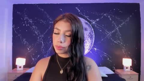 Asia and Zoe online show from September 12, 2025, 12:38 pm