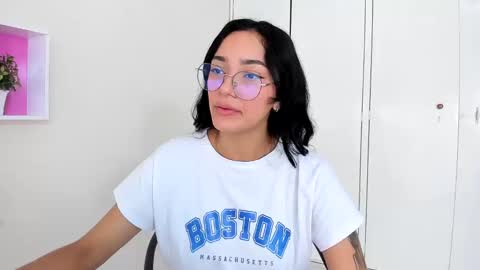 Camila online show from January 27, 2025, 12:58 pm