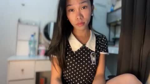 Snapshot of asian_aki chatting on April 10, 2026, 1:49 pm Marj online show from April 10, 2026, 1:49 pm
