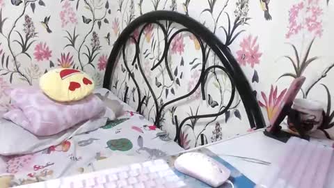 Snapshot of asian_bigboobs20 chatting on September 17, 2025, 10:11 pm Asian Bigboobs20 online show from September 17, 2025, 10:11 pm