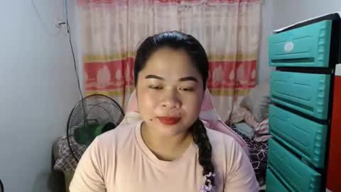 sweet feb online show from October 6, 2025, 12:24 pm