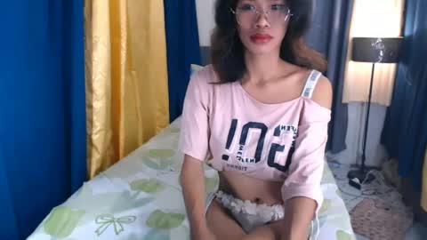 asian_hotsexy online show from June 27, 2026, 6:51 am