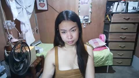 Snapshot of asian_llory chatting on October 12, 2025, 2:43 am asian_llory online show from October 12, 2025, 2:43 am