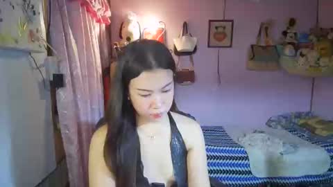 asian_llory online show from March 10, 2026, 12:59 am