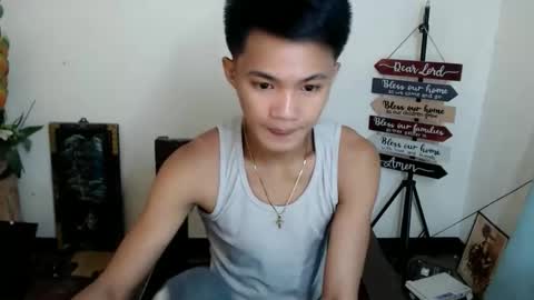 asian_lover05 online show from October 21, 2025, 6:08 pm