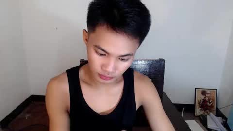 asian_lover05 online show from November 28, 2025, 10:45 pm