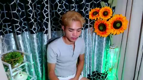 Snapshot of asian_mjxx chatting on June 29, 2026, 12:49 pm cCALL ME MJ online show from June 29, 2026, 12:49 pm