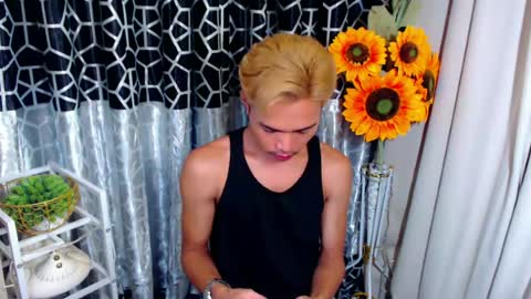 Snapshot of asian_mjxx chatting on July 3, 2026, 10:54 am cCALL ME MJ online show from July 3, 2026, 10:54 am
