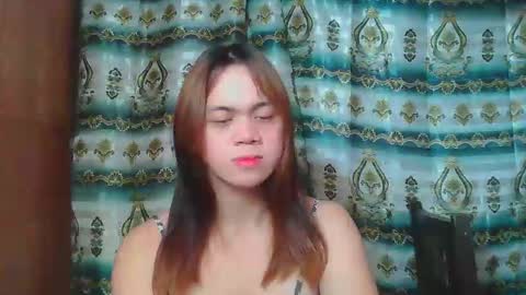 asian_reya online show from September 18, 2025, 8:11 pm