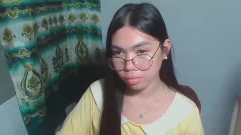 Rhean online show from February 21, 2025, 5:42 pm