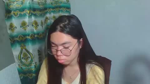 Rhean online show from March 7, 2025, 10:02 am