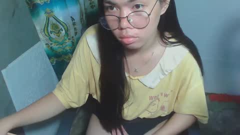 Rhean online show from March 8, 2025, 7:38 am