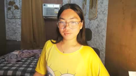 Rhean online show from September 26, 2025, 11:09 pm