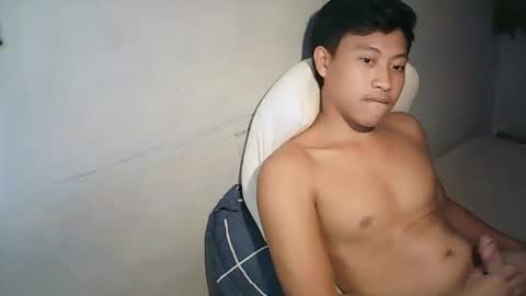 Asian ver cum online show from February 20, 2026, 2:17 pm