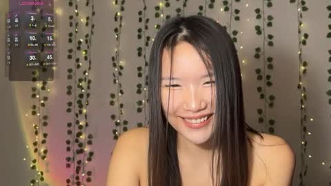 Snapshot of asian_vi chatting on October 14, 2025, 12:33 am My name Vi online show from October 14, 2025, 12:33 am