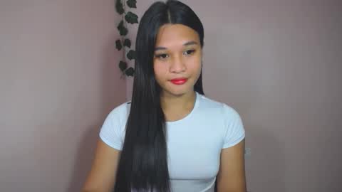 Yan online show from February 2, 2026, 7:01 pm