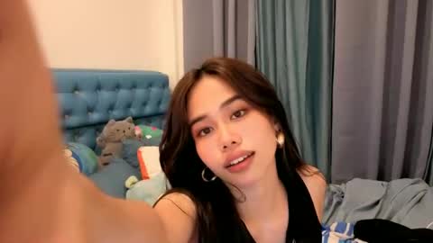 candy online show from January 6, 2025, 9:52 am