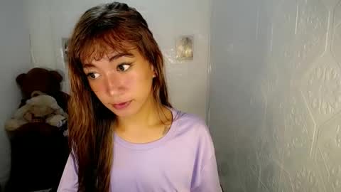 Snapshot of asianbarbie05 chatting on January 1, 2025, 9:52 pm SOFIA online show from January 1, 2025, 9:52 pm