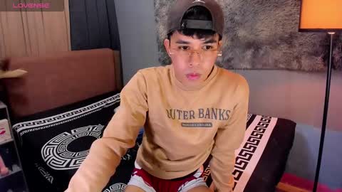 Snapshot of asiancum_peter chatting on October 13, 2025, 1:27 am asiancum_peter online show from October 13, 2025, 1:27 am