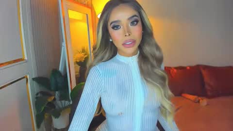 elizabeth arden online show from September 25, 2025, 8:56 pm