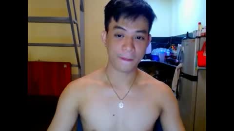 asiandreamboyx online show from April 16, 2026, 8:15 am