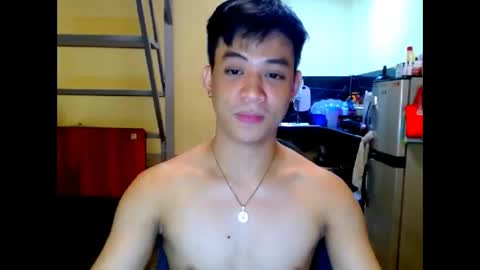 asiandreamboyx online show from April 25, 2026, 2:03 am