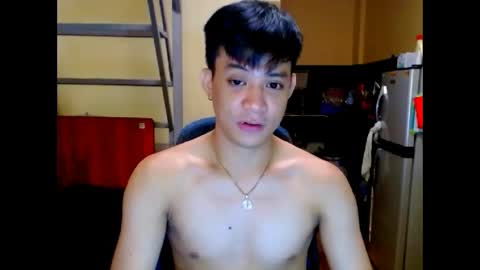 asiandreamboyx online show from April 26, 2026, 5:21 pm