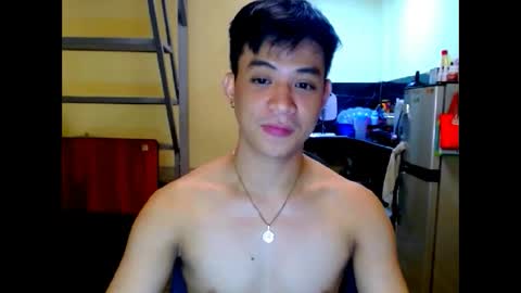 asiandreamboyx online show from May 9, 2026, 2:50 am