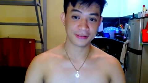 asiandreamboyx online show from June 17, 2026, 4:48 am