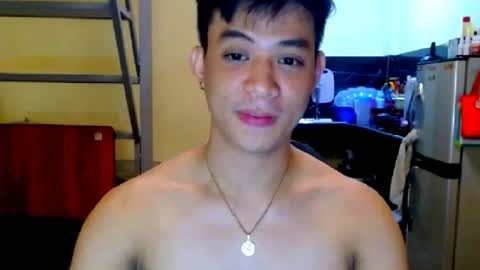 asiandreamboyx online show from June 17, 2026, 6:09 pm