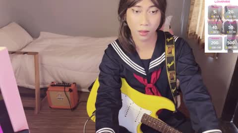 Emi online show from December 16, 2024, 4:23 am