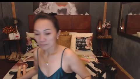 Snapshot of asianhotjasmin chatting on May 18, 2026, 11:32 pm asianhotjasmin online show from May 18, 2026, 11:32 pm