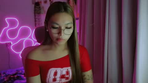 Snapshot of asianhottiesttamira chatting on March 17, 2026, 7:01 am HI IM TAMIRA LOOKING FOR SERIOUS RELATIONSHIP online show from March 17, 2026, 7:01 am