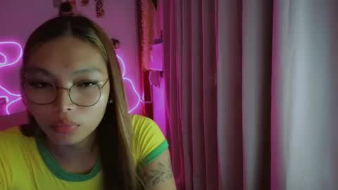 Snapshot of asianhottiesttamira chatting on April 3, 2026, 3:21 pm HI IM TAMIRA LOOKING FOR SERIOUS RELATIONSHIP online show from April 3, 2026, 3:21 pm