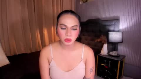 JULIA online show from March 14, 2026, 6:46 pm