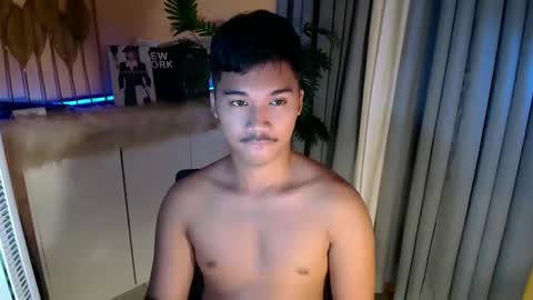 asianhunk_jamesx online show from February 2, 2026, 3:55 pm