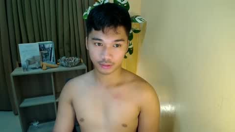 asianhunk_jamesx online show from February 4, 2026, 10:54 am