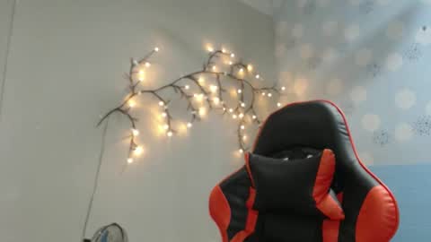 AMARA online show from January 11, 2026, 1:27 pm