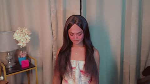 Kianna online show from December 3, 2025, 9:51 am