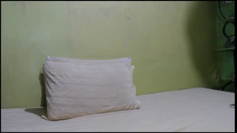 Mhay online show from October 7, 2025, 3:09 pm