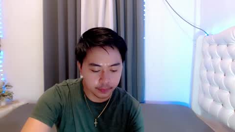 Snapshot of asianroy_x chatting on December 13, 2024, 7:32 pm Roy online show from December 13, 2024, 7:32 pm