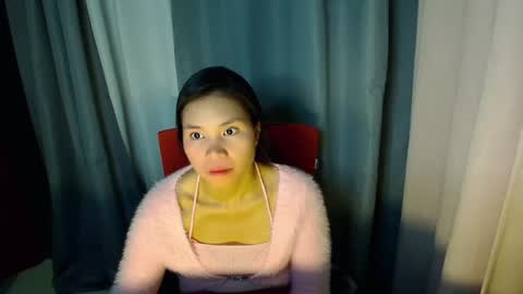 Snapshot of asiansluttyxx chatting on January 3, 2025, 7:38 am JEAN online show from January 3, 2025, 7:38 am