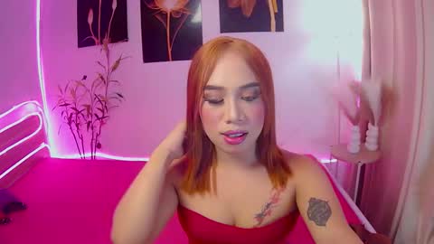 asiantopfucker02 online show from November 7, 2025, 10:59 am